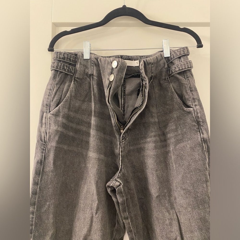 Black garage jeans